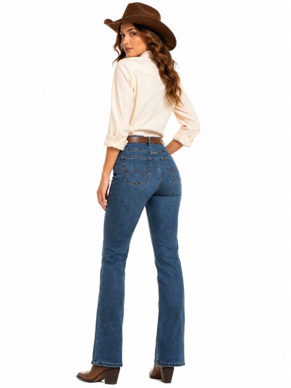 Wrangler Women's High Rise Bootcut Jeans 2/26 Medium Wash Stretch Denim NWT